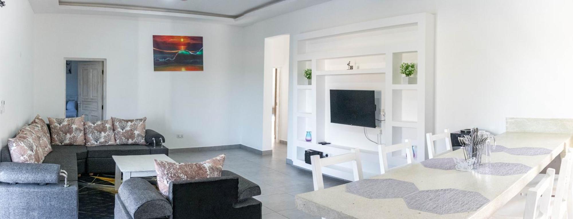 4 U Luxury Bungalows Diani เดียนีบีช ภายนอก รูปภาพ