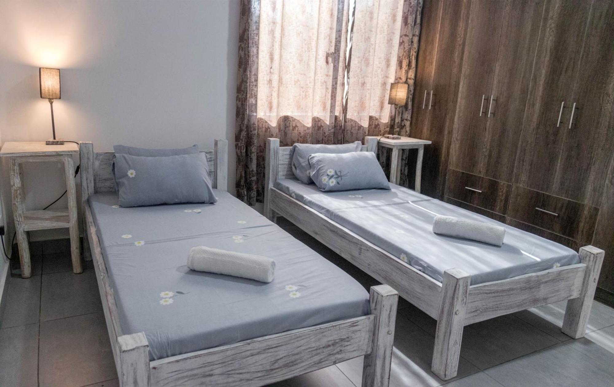 4 U Luxury Bungalows Diani เดียนีบีช ภายนอก รูปภาพ